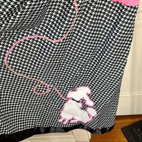 Amscan Women's Car Hop Cutie Costume Small 2-4 Retro Roller Diner Doll Style Hal - Picture 2 of 5